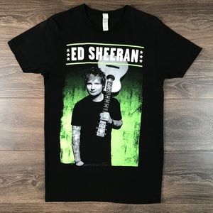 Rock Me Ed Sheeran Concert Tour Women’s Black Band T-Shirt Size Small
